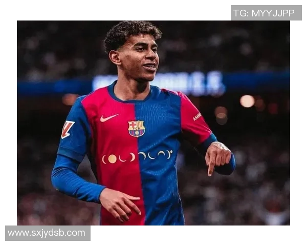 足球巨星赛场突发呕吐全场震惊引发身体状况热议关注