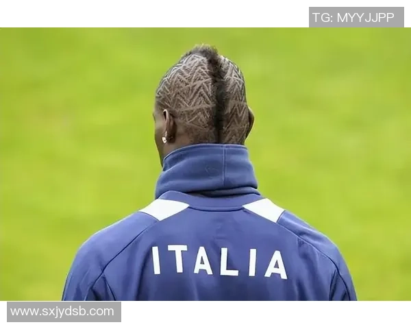 足球球星梳头瞬间曝光 他们的发型背后隐藏着怎样的故事与个性