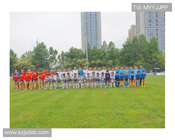 足球球星路人局：从绿茵场到街头足球的真实挑战与精彩瞬间