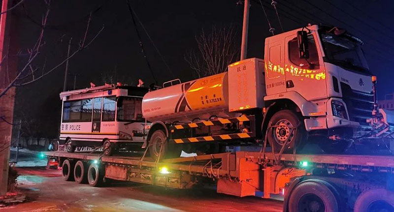 助力城市发展丨k8.com新能源环卫车、警务室发车